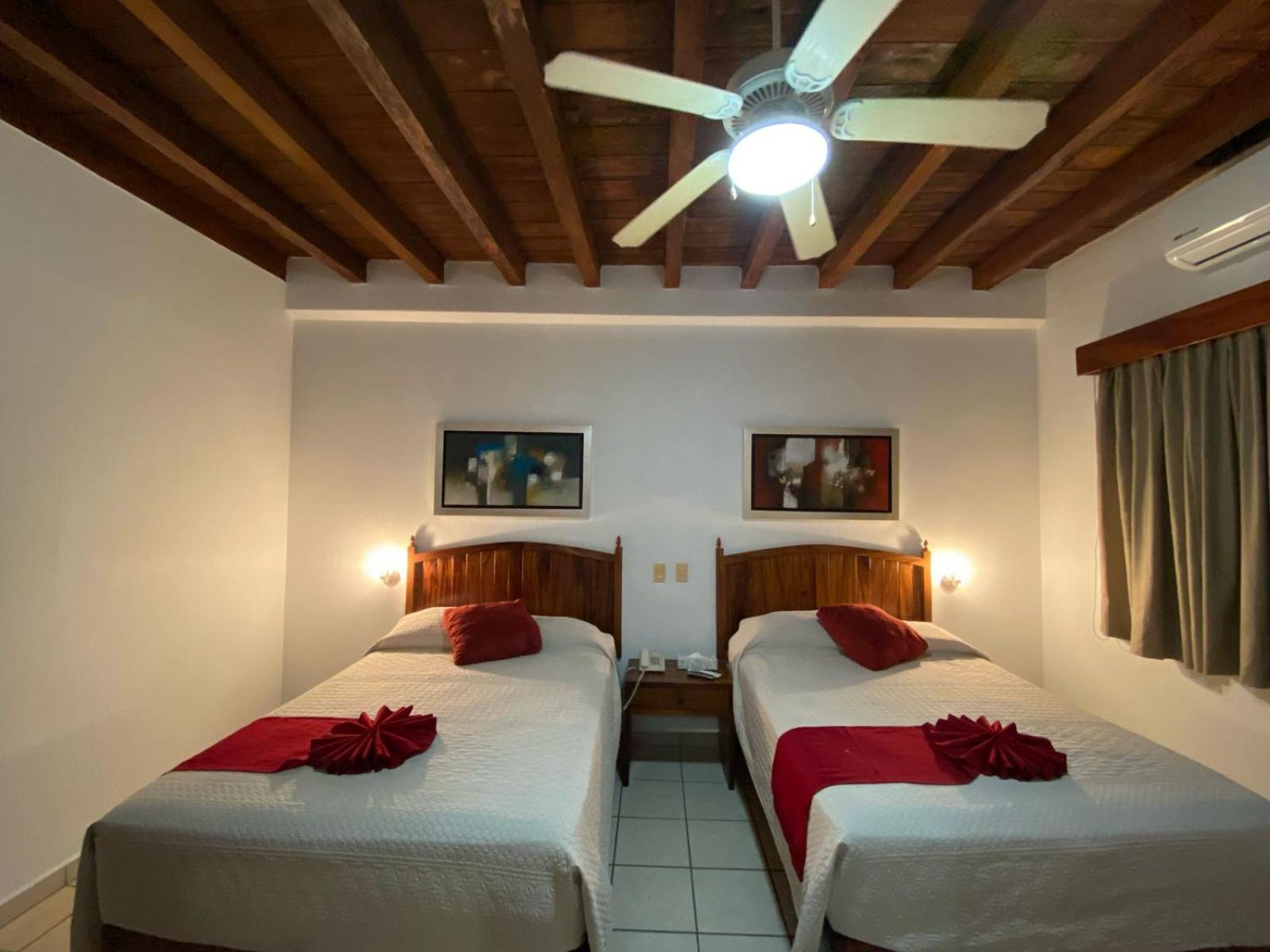 Hotel Boutique La Pergola มานซานิโญ ภายนอก รูปภาพ